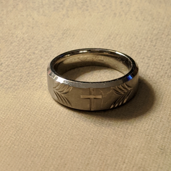 Men's Wedding Band (Cross, Sz 10) - Picture 8 of 8